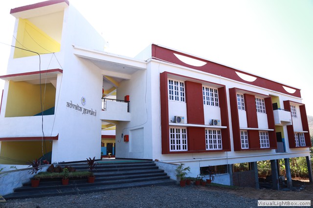 Advaita Gurukul school